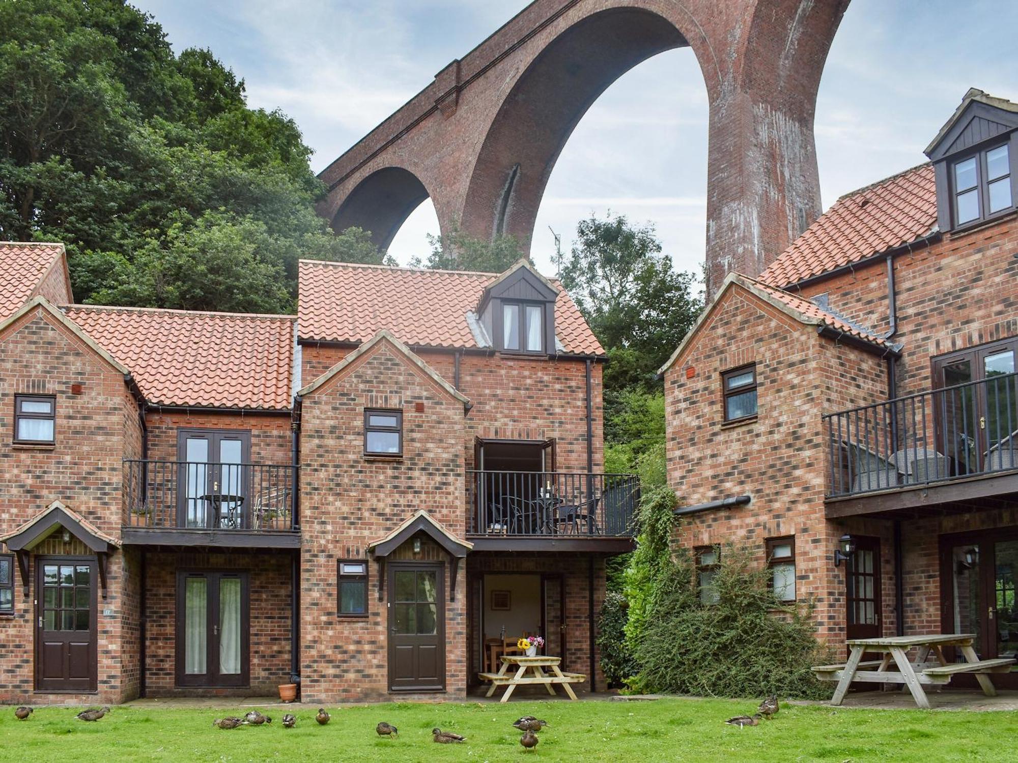 Quackers Vila Whitby Exterior foto